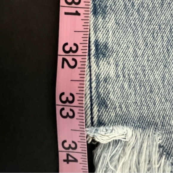 Hidden Button Fly Distressed Raw Hem Denim Jeans - Picture 14 of 15